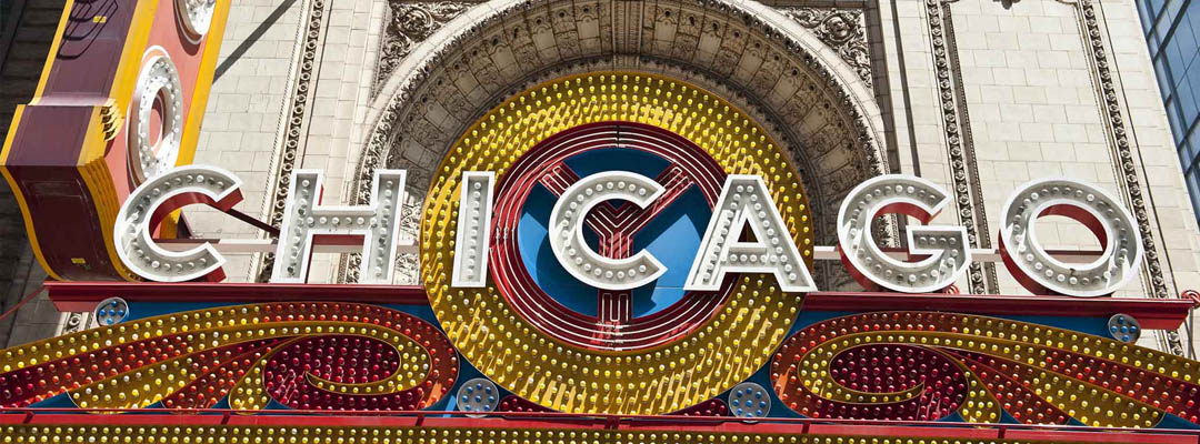 Image of chicago sign, where to eat in chicago