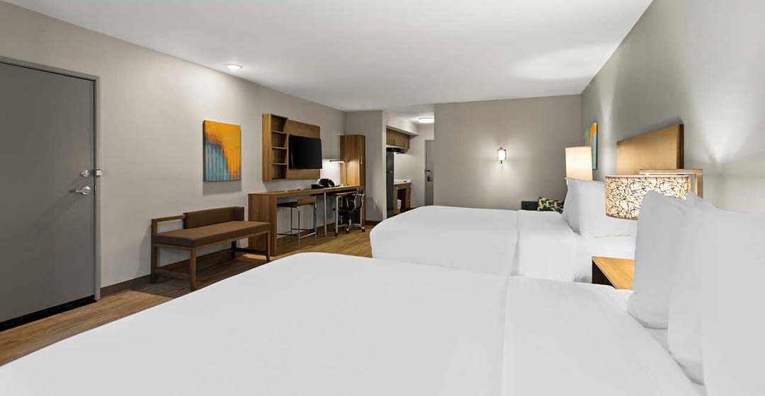 MainStay Suites Gatlinburg Downtown Area guest room