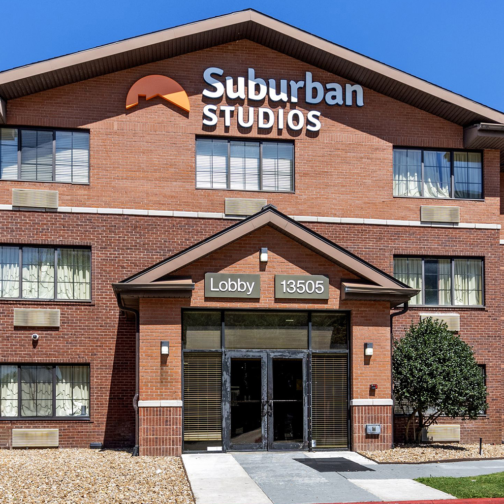Suburban lounge