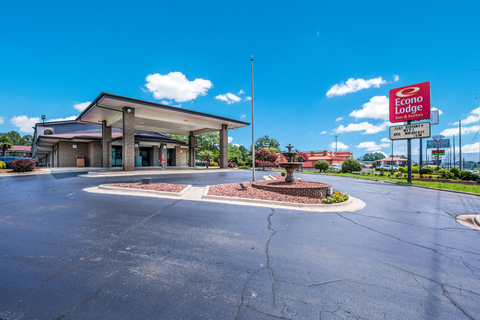 Hotel exterior | Econo Lodge, Huntsville AL Hotels