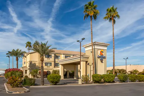 Hotel exterior | Comfort Inn, Phoenix AZ Hotels