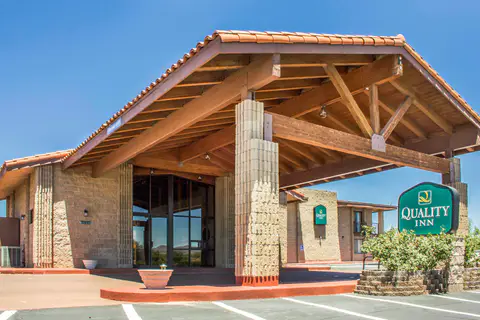 Hotel exterior | Quality Inn, Benson AZ Hotels