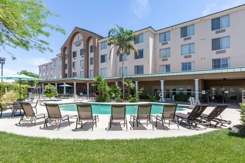 Relax by the pool | Country, Mesa AZ Hotels