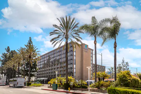 Hotel exterior | Clarion, Anaheim CA Hotels