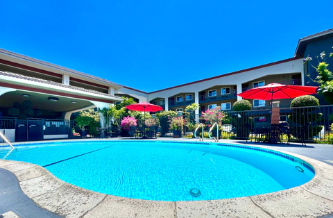 Outdoor pool | Quality Inn, Ontario CA Hotels