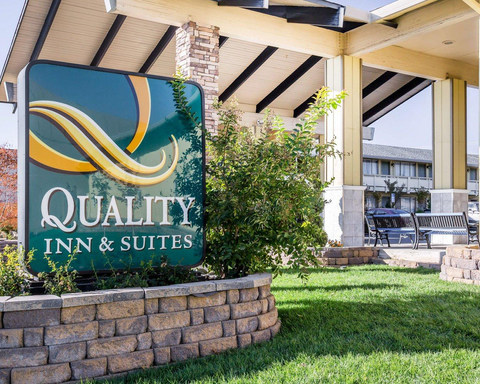 Quality Inn and Suites hotesl in Cameron Park, CA