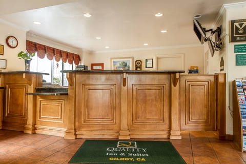Hotel lobby | Quality Inn, Gilroy CA Hotels