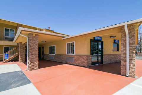 Hotel entrance | Rodeway Inn, Adelanto CA Hotels