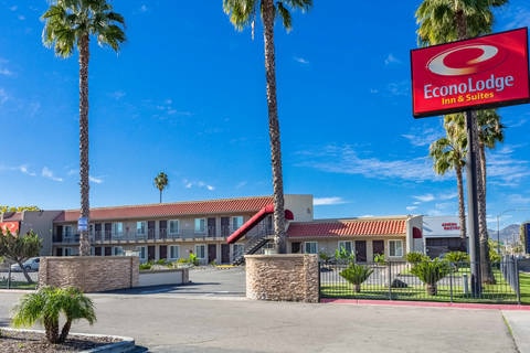 Hotel exterior | Econo Lodge, Escondido CA Hotels
