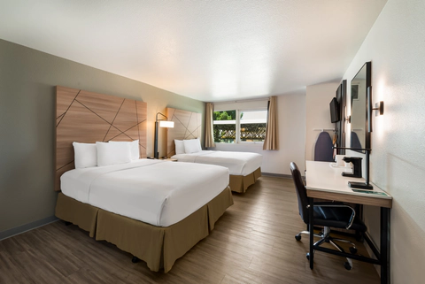 Guest room with double bed(s) | Quality Inn, Yuba-city CA Hotels