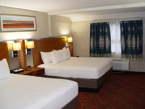 Guest room | Clarion, Bakersfield CA Hotels