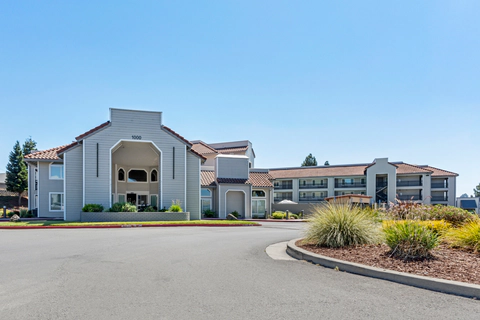 Hotel exterior | Country, Vallejo CA Hotels