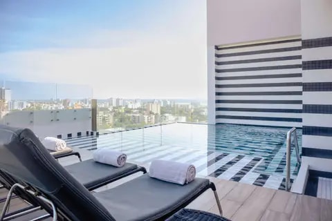 Outdoor pool | Radisson Individuals, Barranquilla ATL Hotels