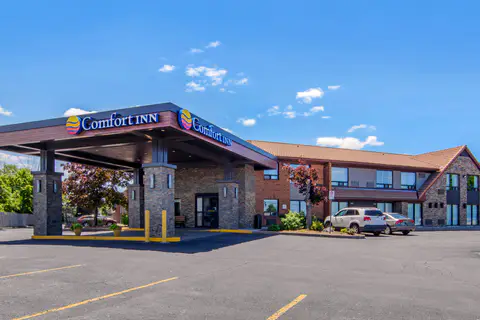 Hotel exterior | Comfort Inn, St-catharines ON Hotels