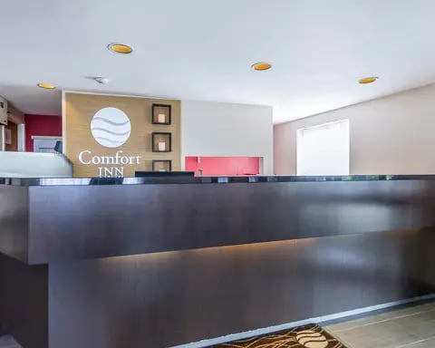Front desk with friendly staff