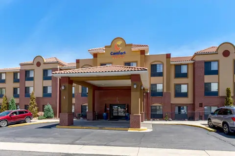 Hotel exterior | Comfort Suites, Lakewood CO Hotels