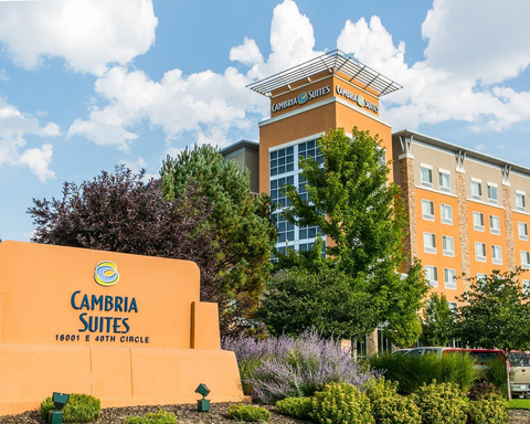 Cambria hotel & suites Denver International Airport hotel in Aurora, CO
