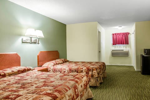 Guest Room with Queen Beds