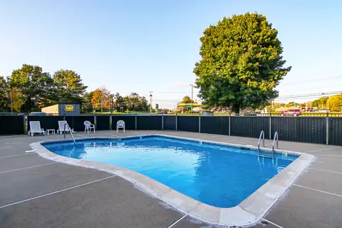 Outdoor pool | Quality Inn, Plainfield CT Hotels