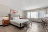 Guest room with king bed(s) | Ascend Hotel Collection, Washington DC Hotels