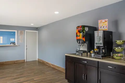 Breakfast area | Rodeway Inn, Milford DE Hotels