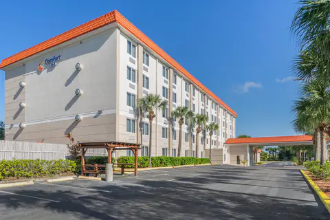 Hotel exterior | Comfort Inn, Saint-petersburg FL Hotels