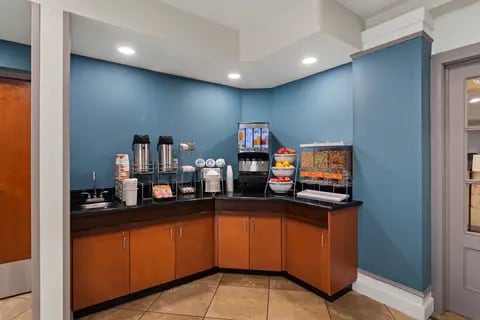 Breakfast area | Comfort Suites, Vero-beach FL Hotels