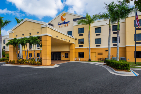 Hotel exterior | Comfort Suites, Vero-beach FL Hotels