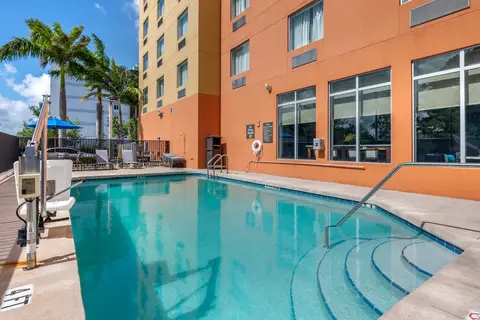 Outdoor pool | Comfort Suites, Dania-beach FL Hotels