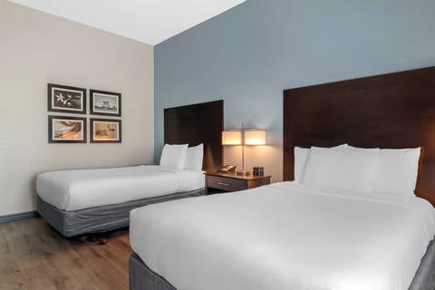 Guest room with double bed(s) | Comfort Inn, Melbourne FL Hotels