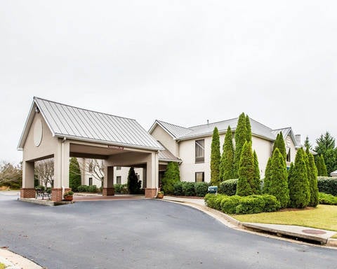 Hotel Cover Photo