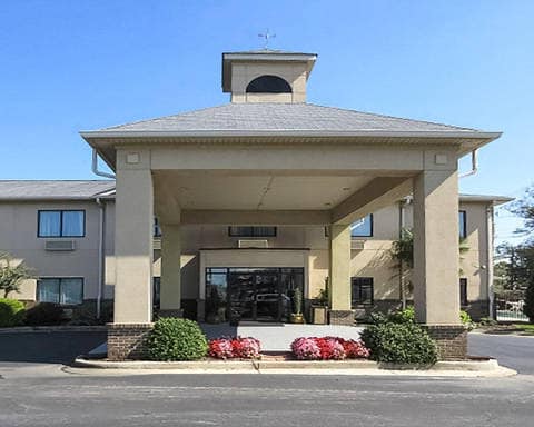 Hotel Cover Photo
