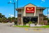 Hotel entrance | Econo Lodge, Garden-city GA Hotels
