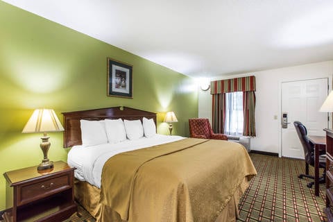 Hotel Cover Photo