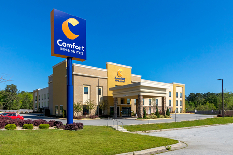 Hotel entrance | Comfort Inn, Macon GA Hotels