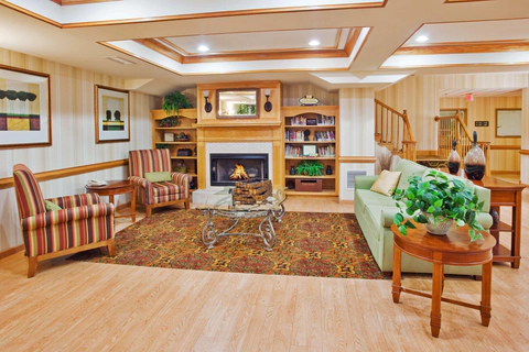 Lobby/Interior | Country, Mcdonough GA Hotels