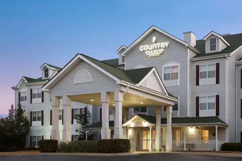 Hotel Exterior | Country, Columbus GA Hotels