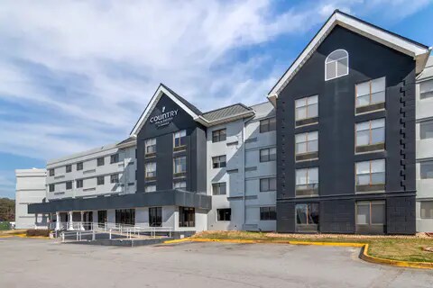 Hotel near popular attractions | Country, College-park GA Hotels