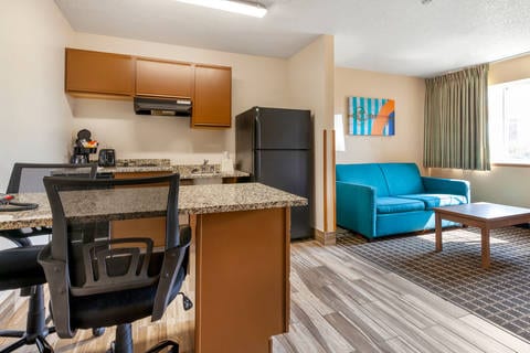 Spacious suite with added amenities | Mainstay, Dubuque IA Hotels