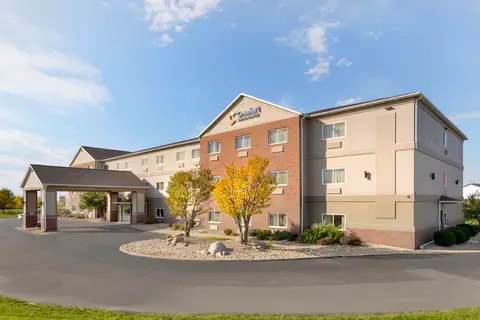 Hotel exterior | Comfort Inn, Davenport IA Hotels