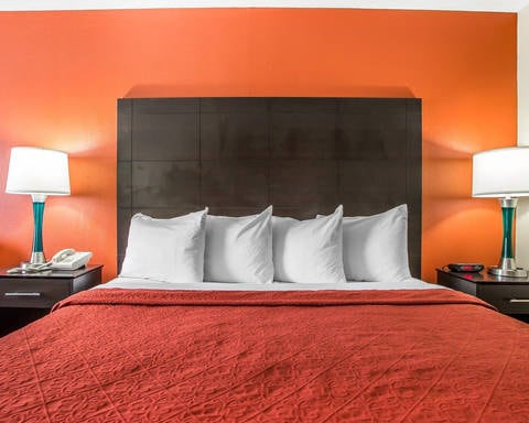 Quality Inn | Morton, IL