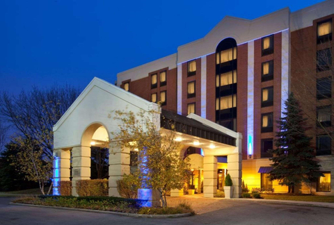 Exterior | Radisson, Schaumburg IL Hotels