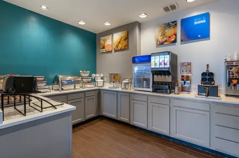Breakfast area | Comfort Inn, Plainfield IN Hotels