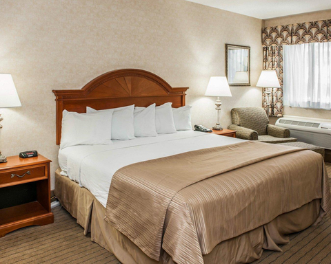 Hotel Cover Photo