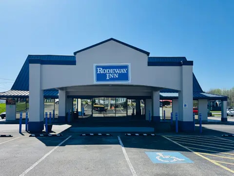Hotel exterior | Rodeway Inn - Hotel in Owensboro, KY