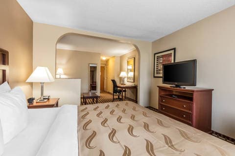 King suite | Quality Inn, Paducah KY Hotels