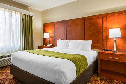 King suite | Comfort Suites, Lake-charles LA Hotels