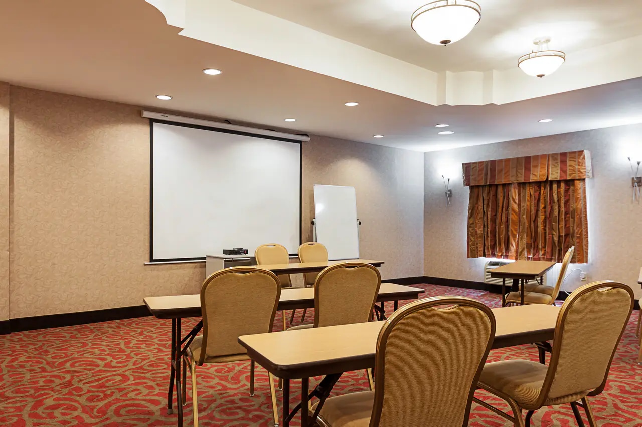 Hotel meeting room | Comfort Suites, Sulphur LA Hotels