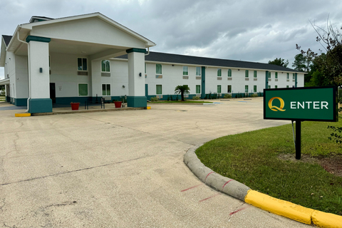 Hotel exterior | Quality Inn, Sulphur LA Hotels