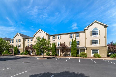 Hotel exterior | Comfort Inn, Hadley MA Hotels